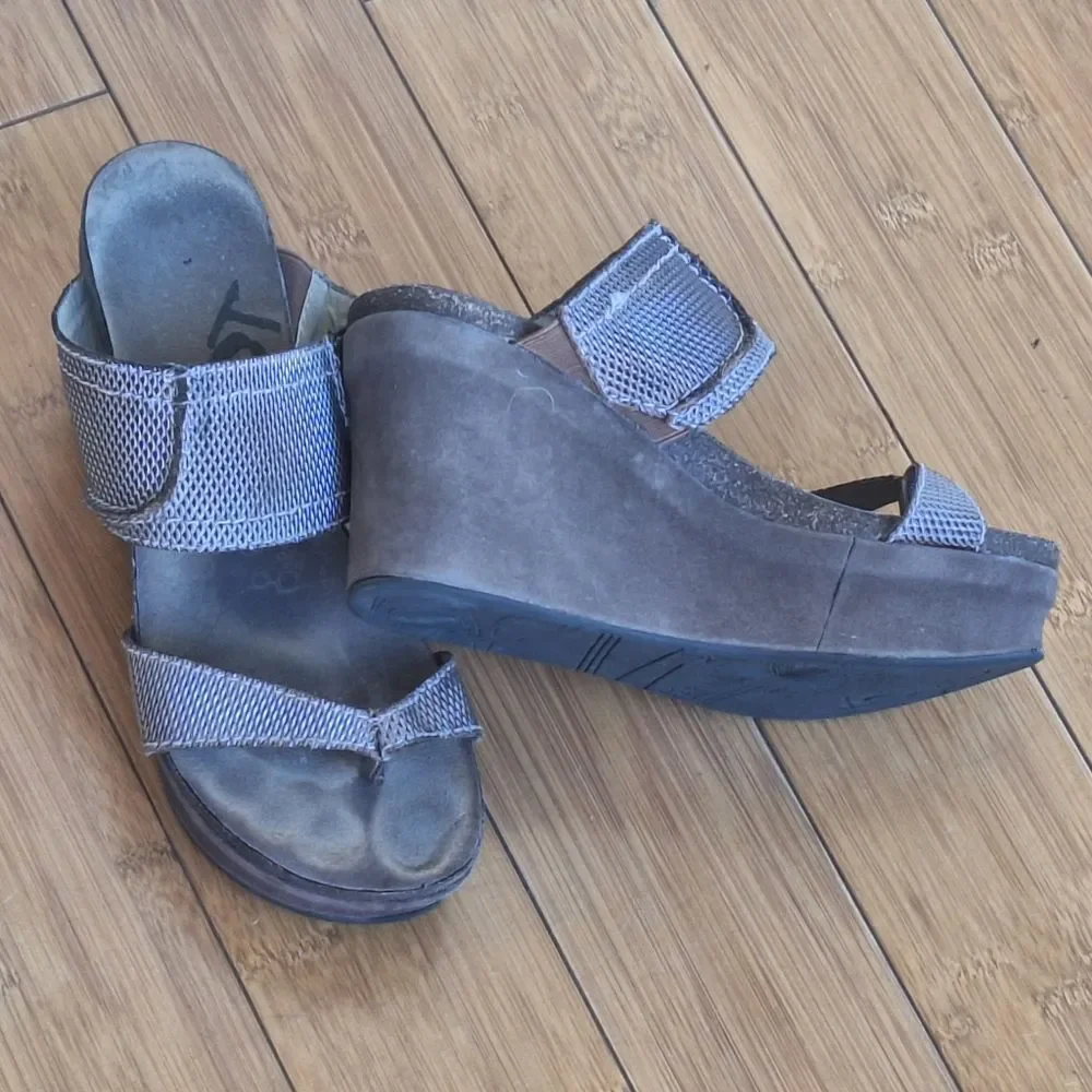 OTBT Brookfield Pewter Mesh Wedge Platform Sandals Women's Size 7.5 M